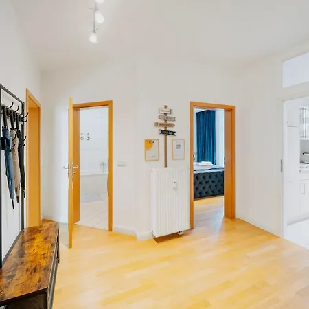 Blissplace 3 Zi Premium Apartment Nahe Getec Arena Mit Kingsize Betten Und Balkon Magdeburg Exterior foto
