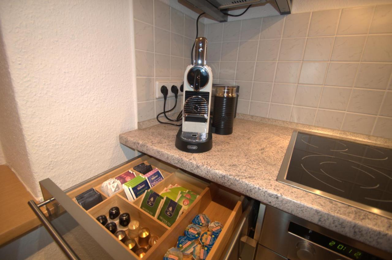 Blissplace 3 Zi Premium Nahe Getec Arena Mit Kingsize Betten Und Balkon Apartment Magdeburg